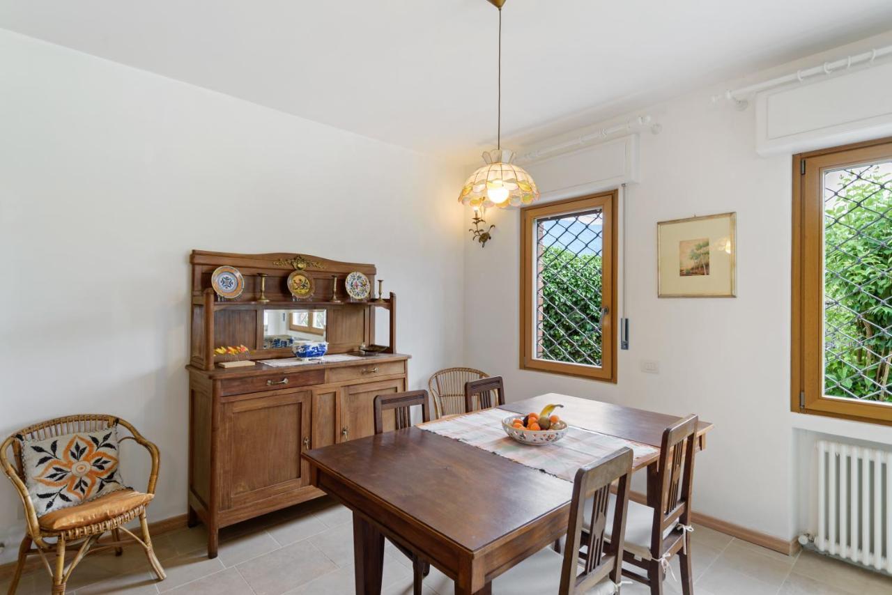 Como Lake Cosy Flat With Garden And Parking Daire Cernobbio Dış mekan fotoğraf